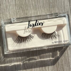Lashies Whimsy Lash by Moxielash